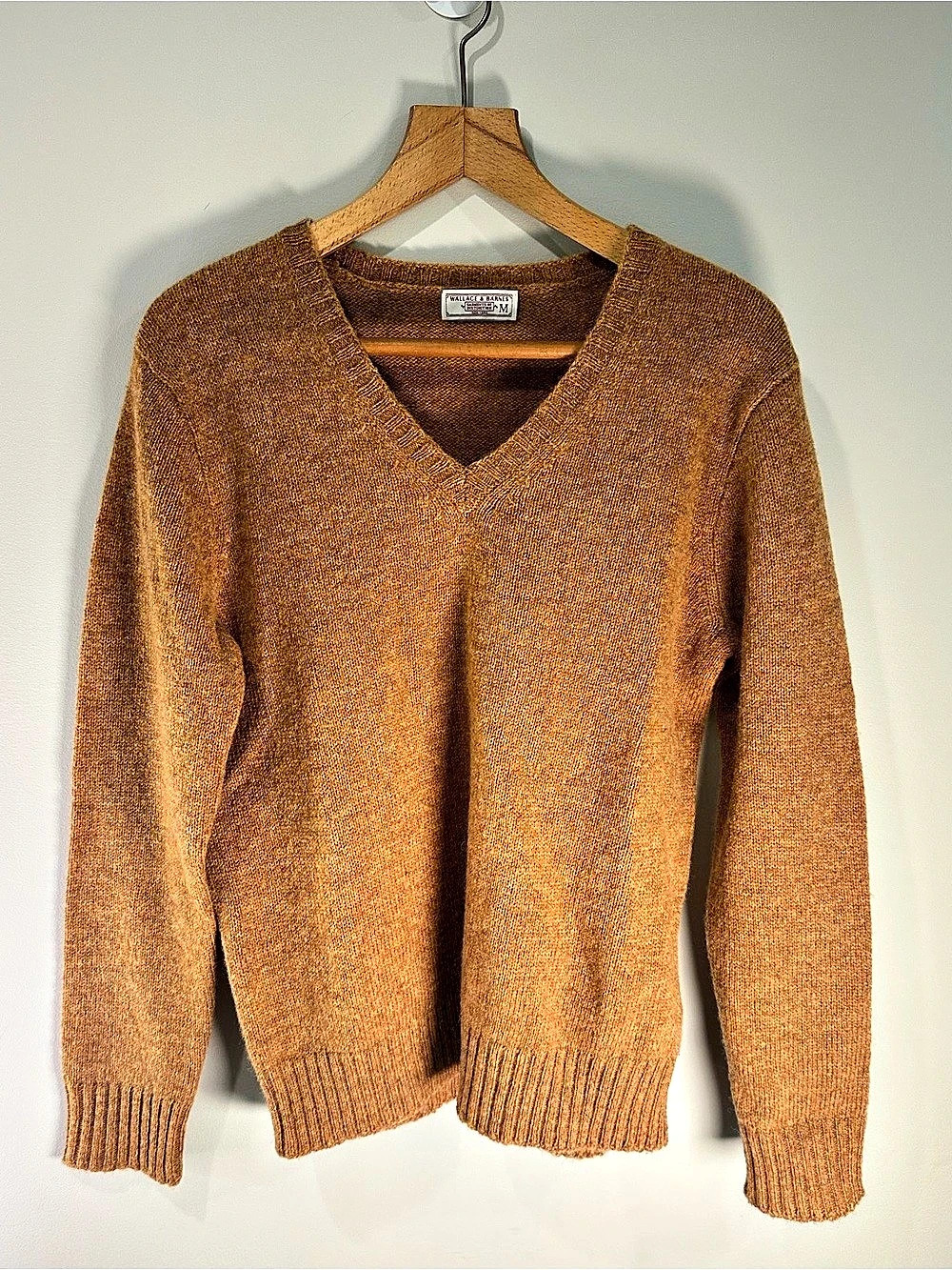 Wallace & Barnes Wool V-Neck Sweater pumpkin rust women’s M Vintage J.Crew